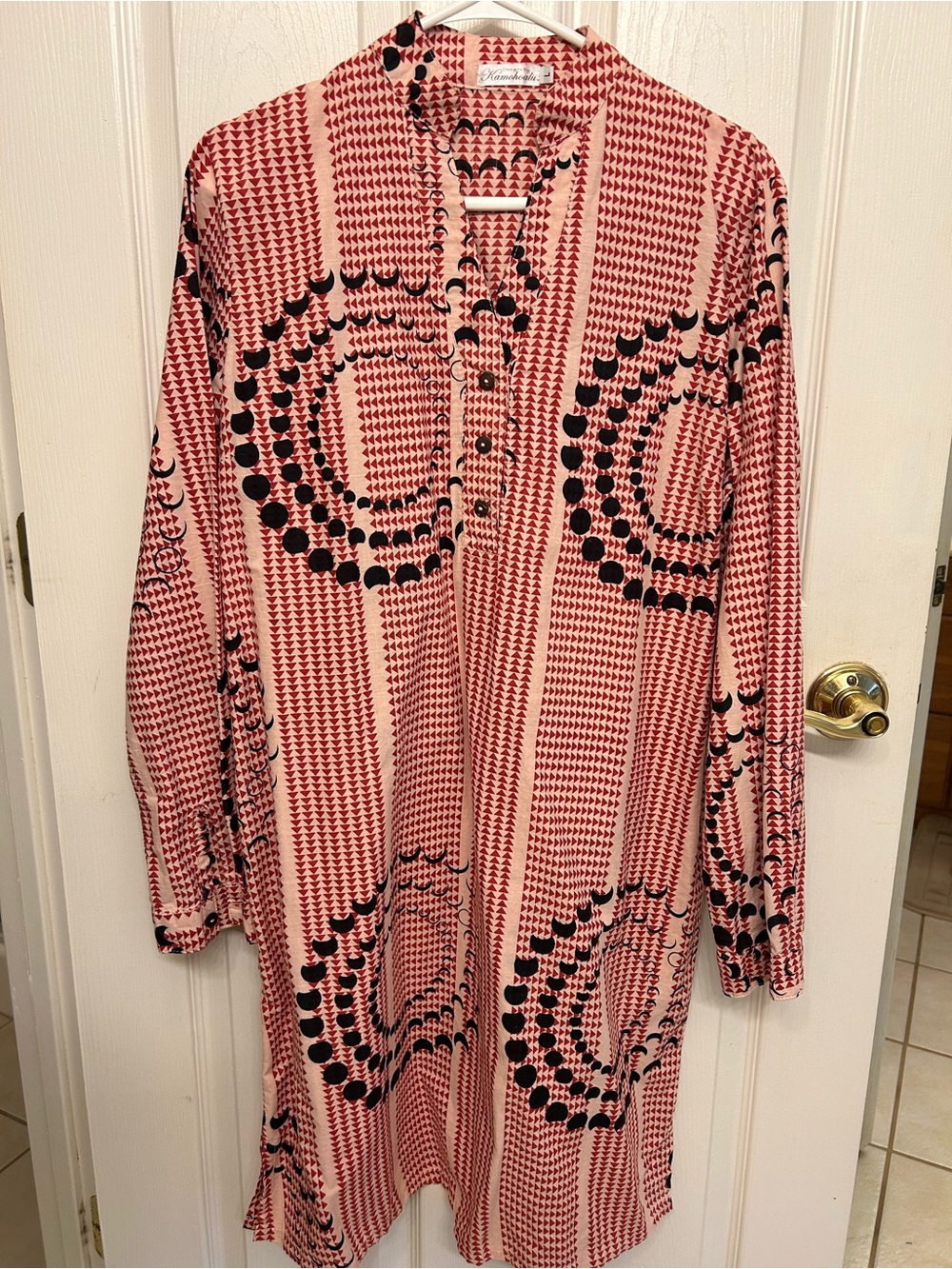 Kahomoalii Women's Red & Black Printed Long Sleeve Dress